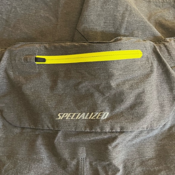Men's Gray Specialized Cycling Shorts - Picture 3 of 5